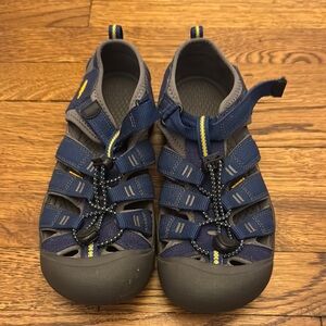 Keen, Kids Blue and Gray